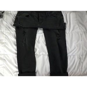 Old Navy Jeans - Distressed Old Navy skinnies Old Navy Jeans - Distressed Old Navy skinnies